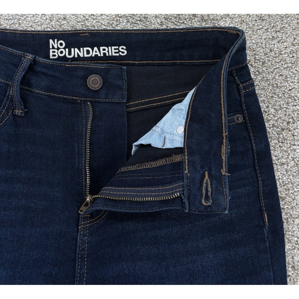 No Boundaries High Rise‎ Flare Jeans Women's 4 Blue Dark Wash Sustainable Denim - Picture 3 of 9